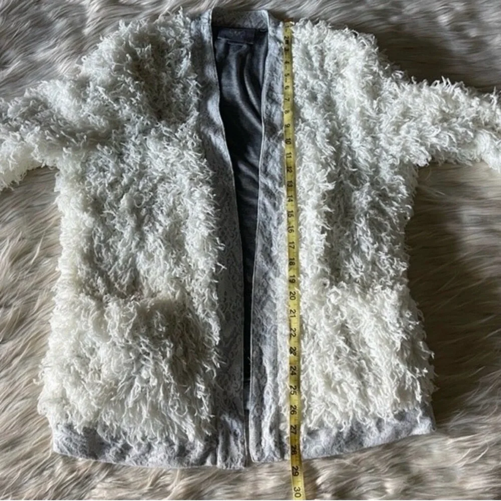 Anthropologie Vanessa Virginia French Alps Fuzzy Cardigan Sweater in White S/XS